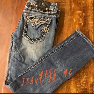 Miss Me jeans size 28 straight. Brand new